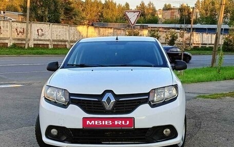 Renault Logan II, 2016 год, 535 000 рублей, 1 фотография