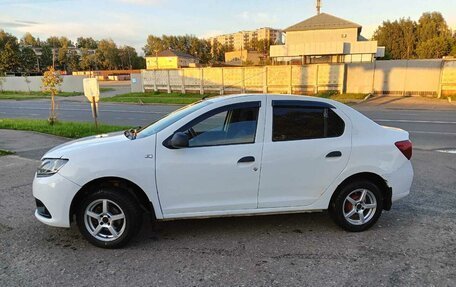 Renault Logan II, 2016 год, 535 000 рублей, 2 фотография