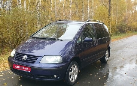 Volkswagen Sharan I рестайлинг, 2002 год, 620 000 рублей, 1 фотография