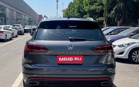 Volkswagen Touareg III, 2021 год, 5 750 000 рублей, 6 фотография