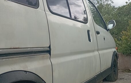 Toyota HiAce, 1997 год, 450 000 рублей, 5 фотография