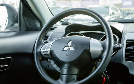 Mitsubishi Outlander III рестайлинг 3, 2008 год, 1 160 000 рублей, 15 фотография