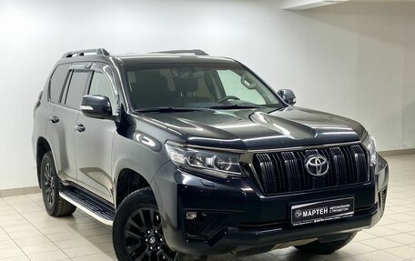 Toyota Land Cruiser Prado 150 рестайлинг 2, 2020 год, 6 300 000 рублей, 3 фотография