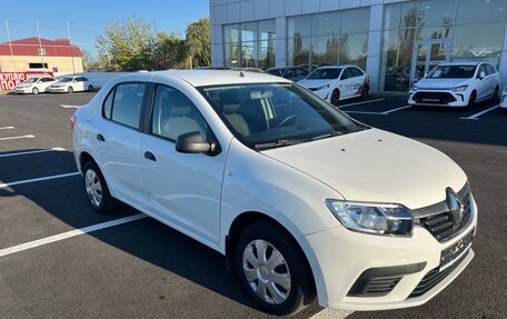 Renault Logan II, 2020 год, 990 000 рублей, 2 фотография