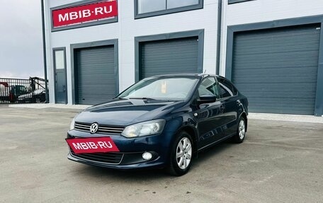 Volkswagen Polo VI (EU Market), 2011 год, 899 000 рублей, 2 фотография