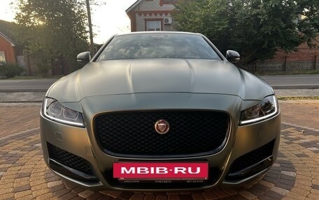 Jaguar XF II, 2019 год, 3 100 000 рублей, 2 фотография