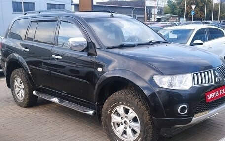 Mitsubishi Pajero Sport II рестайлинг, 2013 год, 2 150 000 рублей, 2 фотография