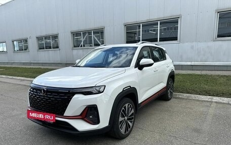 Changan CS35PLUS, 2024 год, 2 399 900 рублей, 3 фотография