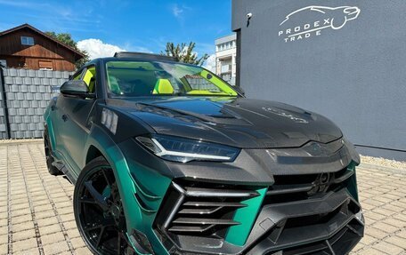 Lamborghini Urus I, 2024 год, 85 000 000 рублей, 2 фотография