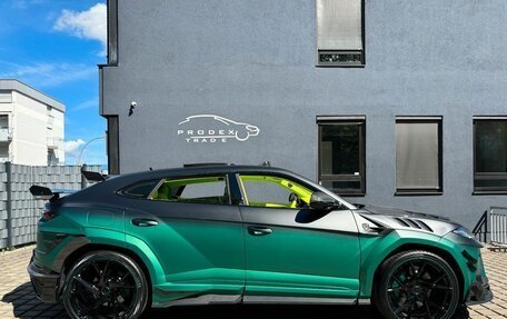 Lamborghini Urus I, 2024 год, 85 000 000 рублей, 8 фотография