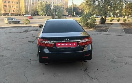 Toyota Camry, 2013 год, 2 960 000 рублей, 2 фотография