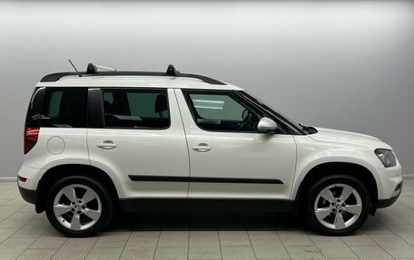 Skoda Yeti I рестайлинг, 2015 год, 1 095 000 рублей, 5 фотография