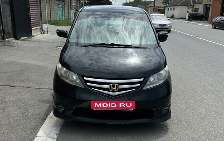 Honda Elysion I, 2008 год, 1 300 000 рублей, 2 фотография