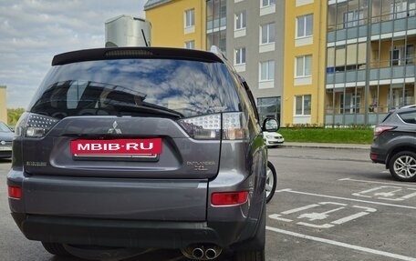 Mitsubishi Outlander III рестайлинг 3, 2007 год, 1 350 000 рублей, 8 фотография