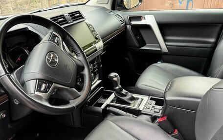 Toyota Land Cruiser Prado 150 рестайлинг 2, 2021 год, 6 599 000 рублей, 4 фотография