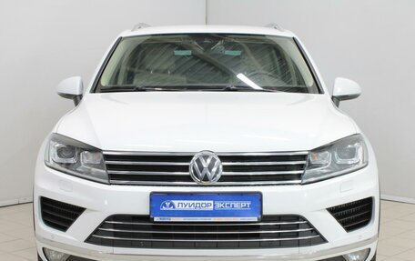 Volkswagen Touareg III, 2014 год, 2 950 000 рублей, 2 фотография