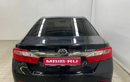 Toyota Camry, 2014 год, 1 480 000 рублей, 6 фотография