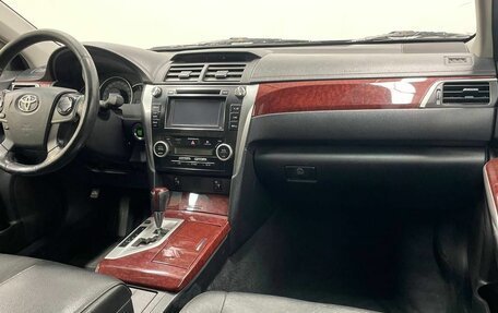 Toyota Camry, 2014 год, 1 480 000 рублей, 11 фотография