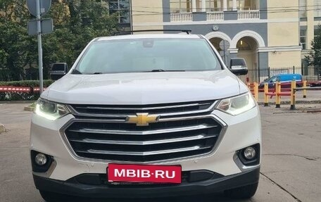 Chevrolet Traverse II, 2018 год, 4 000 000 рублей, 4 фотография