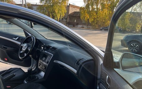 Skoda Octavia, 2011 год, 830 000 рублей, 10 фотография