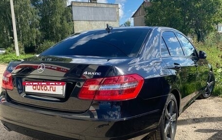 Mercedes-Benz E-Класс, 2011 год, 1 450 000 рублей, 2 фотография