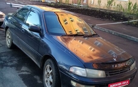 Toyota Carina, 1990 год, 220 000 рублей, 2 фотография