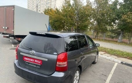 Toyota Wish II, 2003 год, 765 000 рублей, 4 фотография