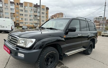 Toyota Land Cruiser 100 рестайлинг 2, 2004 год, 2 849 000 рублей, 1 фотография