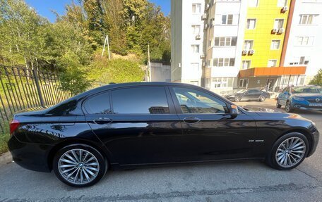 BMW 7 серия, 2011 год, 2 700 000 рублей, 3 фотография