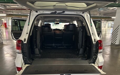 Toyota Land Cruiser 200, 2010 год, 3 800 000 рублей, 2 фотография