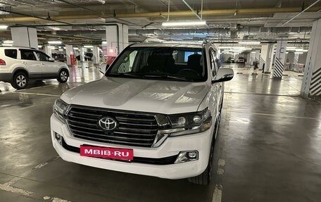 Toyota Land Cruiser 200, 2010 год, 3 800 000 рублей, 13 фотография