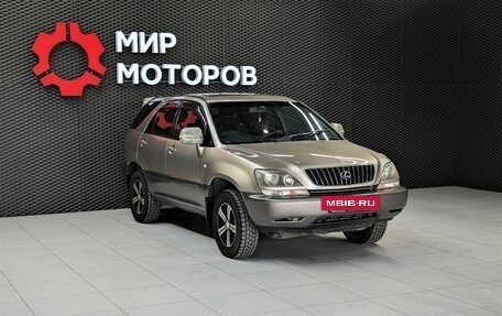 Toyota Harrier, 1999 год, 830 000 рублей, 5 фотография