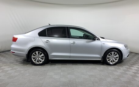 Volkswagen Jetta VI, 2013 год, 1 020 000 рублей, 4 фотография