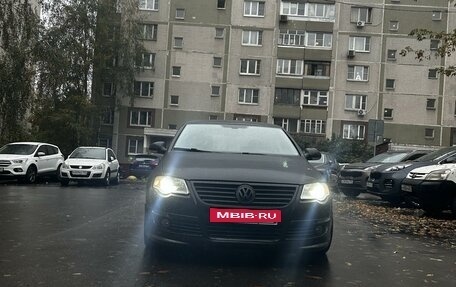 Volkswagen Passat B6, 2007 год, 750 000 рублей, 1 фотография