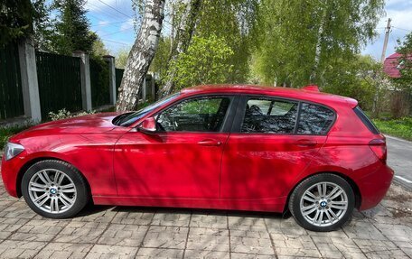 BMW 1 серия, 2012 год, 1 200 000 рублей, 3 фотография