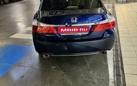 Honda Accord IX рестайлинг, 2013 год, 1 630 000 рублей, 4 фотография