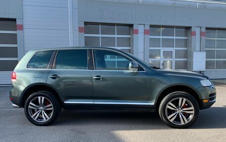 Volkswagen Touareg III, 2004 год, 690 000 рублей, 8 фотография