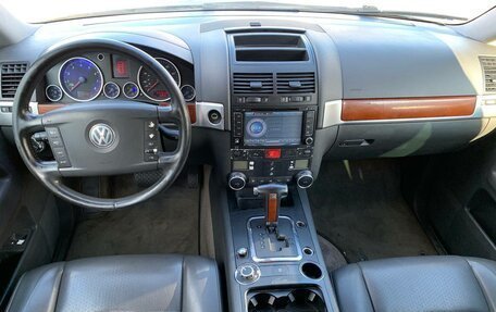 Volkswagen Touareg III, 2004 год, 690 000 рублей, 9 фотография