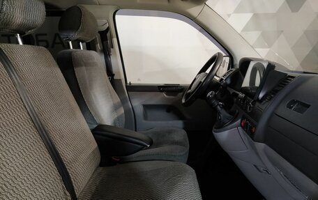 Volkswagen Caravelle T5, 2008 год, 1 199 000 рублей, 17 фотография