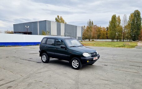 Chevrolet Niva I рестайлинг, 2003 год, 265 000 рублей, 2 фотография