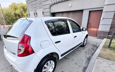 Renault Sandero I, 2013 год, 840 000 рублей, 9 фотография