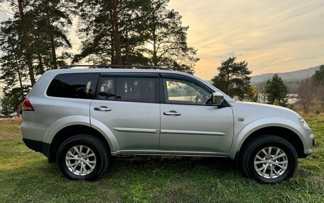 Mitsubishi Pajero Sport II рестайлинг, 2014 год, 1 900 000 рублей, 4 фотография