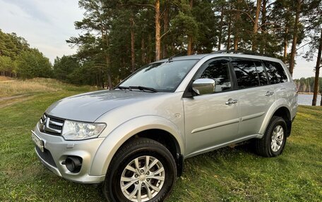 Mitsubishi Pajero Sport II рестайлинг, 2014 год, 1 900 000 рублей, 7 фотография