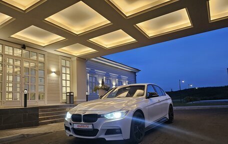 BMW 3 серия, 2014 год, 1 950 000 рублей, 4 фотография