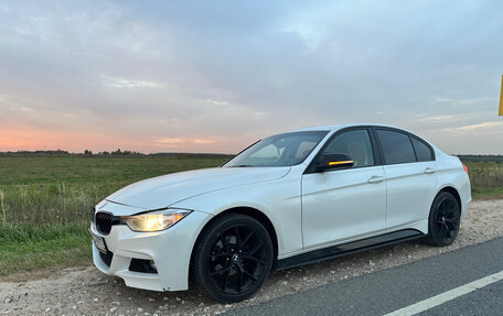 BMW 3 серия, 2014 год, 1 950 000 рублей, 8 фотография