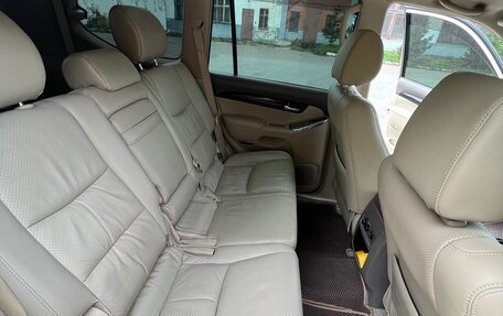 Toyota Land Cruiser Prado 120 рестайлинг, 2007 год, 2 450 000 рублей, 16 фотография