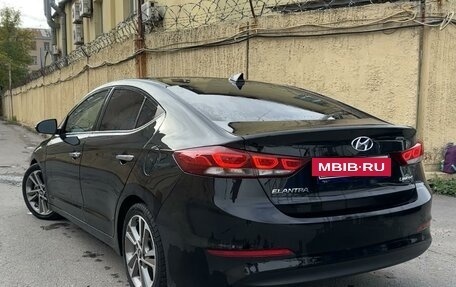 Hyundai Elantra VI рестайлинг, 2016 год, 1 700 000 рублей, 4 фотография