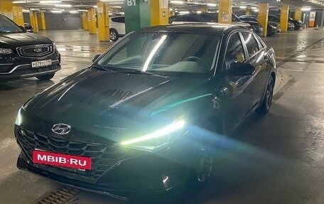 Hyundai Elantra, 2021 год, 2 700 000 рублей, 3 фотография