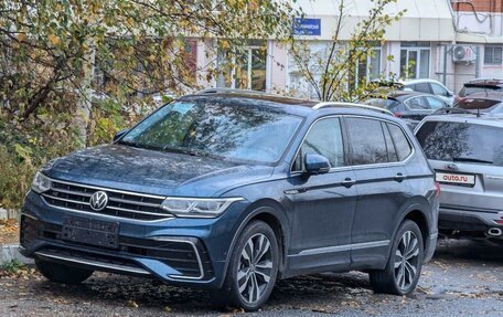 Volkswagen Tiguan II, 2021 год, 4 600 000 рублей, 14 фотография