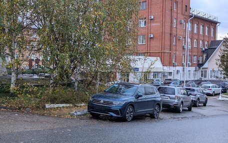 Volkswagen Tiguan II, 2021 год, 4 600 000 рублей, 15 фотография